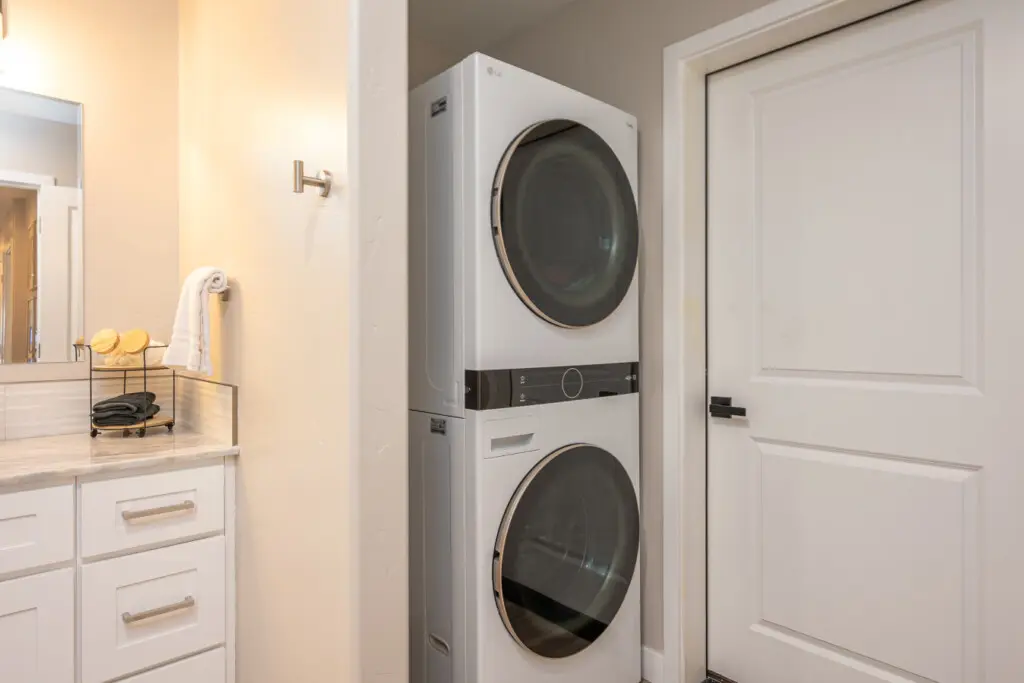 125482 382617 b8cnqPl uh kz3xED FRUgX7CpMG zNb3occirQdZT4 69177ea21090d.jpg