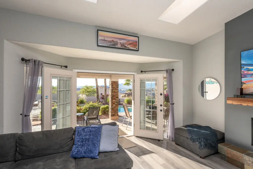 125482 413883 8exx3i6XCFWzphebZc738htd01uVexeZ1AYLWXW2cAM 6917654aeeebf.jpg